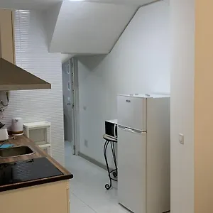 Apartamento Estupendo Estudio Al Lado De Plaza La Merced, Málaga